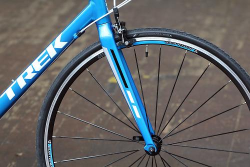 Trek 1.1 alpha blue hot sale